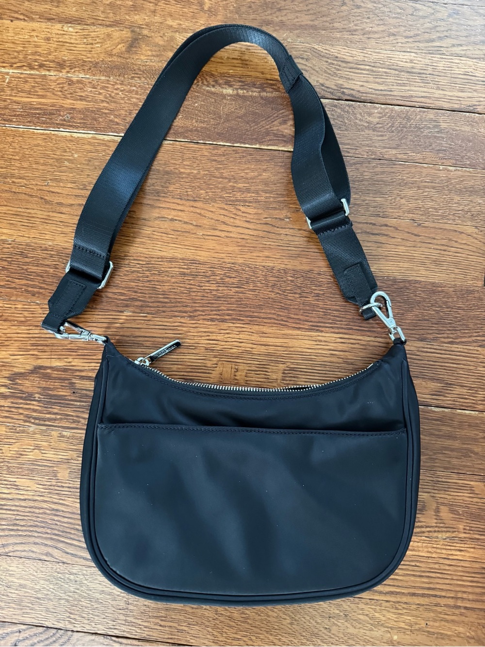 lululemon City Essentials Small Shoulder Bag 3L - Picture 4 of 4